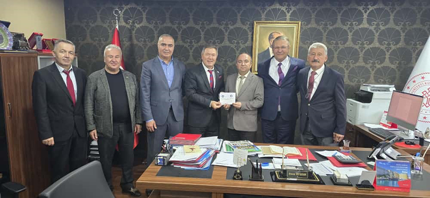 Hasan Ali Uzun'u Mülk Edinme Gecemize Davet Ettik